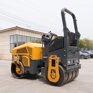 Machine à vibrer le béton bitumineux FURD FYL-1200, moteur diesel Kubota, pompe hydraulique haute puissance, double tambour. - Product Image 3