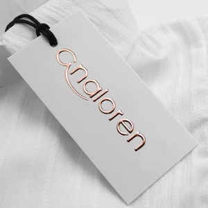 Sang Trọng Tùy Chỉnh Các Tông Màu Trắng Treo Thẻ Rose Gold Foil Dập Nổi Logo Riêng Quần Áo T-Shirts Mũ Hot Stamping Giấy In Ấn Túi - Product Image 1