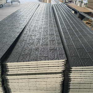 Matériaux de construction, bardage métallique, panneaux sandwich en PU avec une largeur de 500 mm pour la décoration extérieure et l'isolation des maisons préfabriquées - Product Image 4