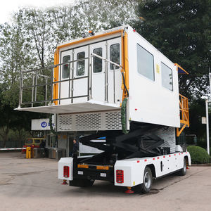 Véhicule de <span class=keywords><strong>transport</strong></span> pour personnes handicapées Van Airport Disability Support au sol DIMA Mobility - Product Image 6