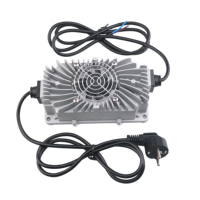 Produits Tendances : Chargeur Fiable LNLEE LN360G 14.6V 15A 360W pour Autolaveuse LED à Courant Élevé