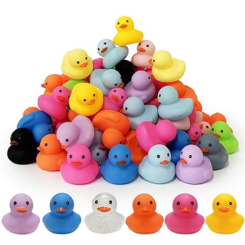 patos de colores mezclados