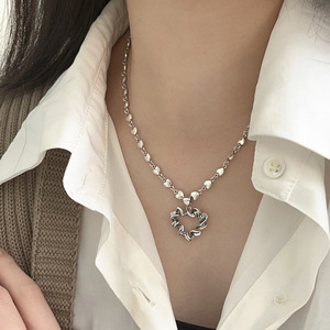 Collar con colgante hueco en forma de corazón de Plata de Ley S925 para mujer, cadena de clavícula de estilo coreano, joyería de regalo - Product Image 2
