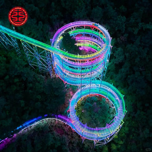 Scivolo d'acqua gigante in vetro per altezze elevate, attrezzatura per divertimenti e giostre nella zona panoramica - Product Image 6
