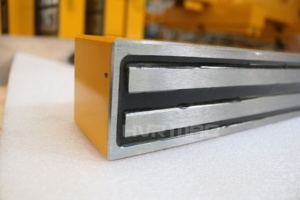 Pinzas magnéticas integradas de Robots de puente para recoger, levantar, cargar, colocar y transferir piezas fersas para líneas de automatización - Product Image 4