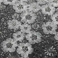 Tissu en tulle brodé de fleurs 3D, de perles et de strass, blanc, pour robes de mariée et voiles de mariée