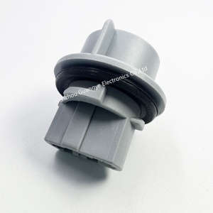 <strong>12V</strong> <strong>Car</strong> Brake Light Turn Signal <strong>Socket</strong> W21/5W Rear Reversing Light with Single Double Wire Bulb Base Nylon Housing SocketT20 - Product Image 4