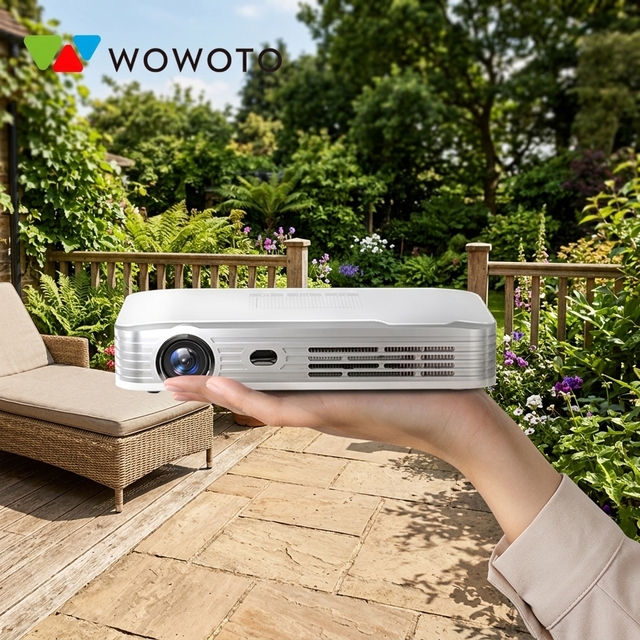 Factory OEM 4k Projector for Home Theater Android Os Smart Projector with bluetooth and Wifi Support Portable Projector