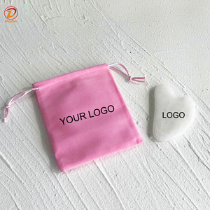 Logotipo privado Facial Natural en forma de corazón <span class=keywords><strong>Jade</strong></span> Gus Sha Stone Beauty Roller Body Neck <span class=keywords><strong>Massage</strong></span> Board Scraper Tools Guasha Set - Product Image 1
