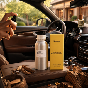 Huile aromatique pure et non diluée <span class=keywords><strong>de</strong></span> bois <span class=keywords><strong>de</strong></span> santal brut, spray parfumé pour voiture, désodorisant puissant pour véhicule, huile parfumée 500g, fabrication sur mesure en gros - Product Image 1