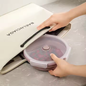 Leadcare - Juego de 4 Loncheras Bento Plegables de Silicona Cuadradas, Ecológicas, Libres de BPA, Aptas para Alimentos, con Tapa de Plástico Plegable Apta para Microondas - Product Image 5