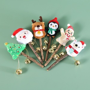 Bâtonnets à mâcher pour chat en argentier de Noël, en forme de sapin et de Père Noël, en matatabi naturel, jouet dentaire pour le nettoyage des dents et les soins molaires - Product Image 1