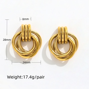 Trendy 18K altın kaplama bükülmüş çok katmanlı çapraz çizgiler paslanmaz çelik Hoop küpe kadınlar için benzersiz takı tasarım - Product Image 5