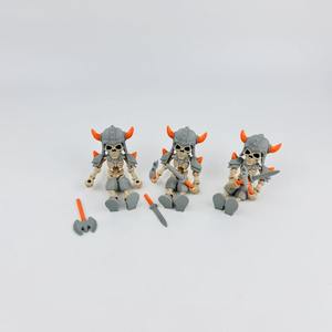 Figurine de guerrier squelette avec hache et épée, jouet en plastique pour enfants, décoration d'Halloween, bibelot décoratif - Product Image 2