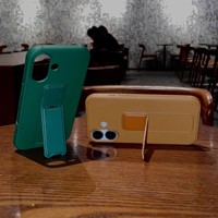 Étui de téléphone à support pliable dissimulé pour iPhone 17 Pro Max, coque de téléphone couleur unie pour iPhone 12 13 14 15 Plus 16 Pro Max