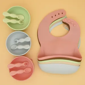 Sendok makan bayi, MOQ rendah pegangan mudah makan balita sendok dan garpu Set tahan lama bebas BPA silikon pelatihan ujung lembut sendok untuk bayi Led menyapih