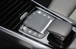 2025 Production Bon <span class=keywords><strong>Prix</strong></span> SUV de luxe 5 places <span class=keywords><strong>Mercedes</strong></span> Ben Z EQB <span class=keywords><strong>350</strong></span>/Ben Z <span class=keywords><strong>EQA</strong></span> 260 0km Voiture de vente Véhicules électriques à énergie nouvelle - Product Image 6