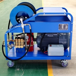 Nouvelle machine de nettoyage de tuyaux électrique hydraulique haute pression pour les ateliers de lavage de voitures et le débouchage des blocages de ciment et de béton - Product Image 2