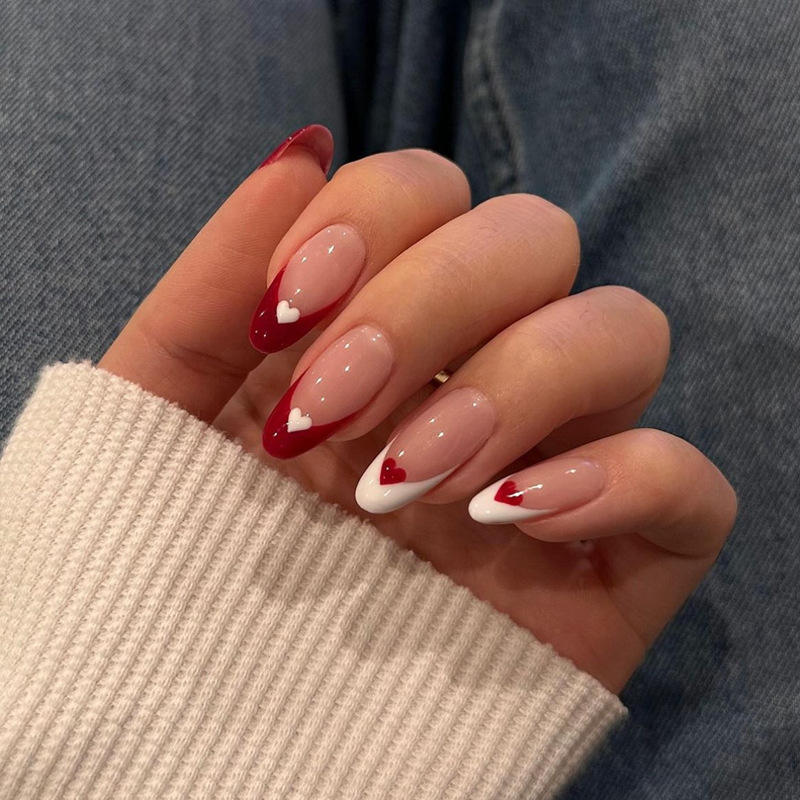 หัวใจสีขาวขอบสีแดง BZ1342