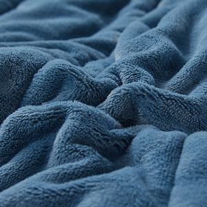 Manta <span class=keywords><strong>de</strong></span> Lana <span class=keywords><strong>de</strong></span> Cordero <span class=keywords><strong>de</strong></span> Doble Cara, Cálida, Suave y Acogedora, Reversible, para Invierno, Tamaño King, Venta al Por Mayor - Product Image 4