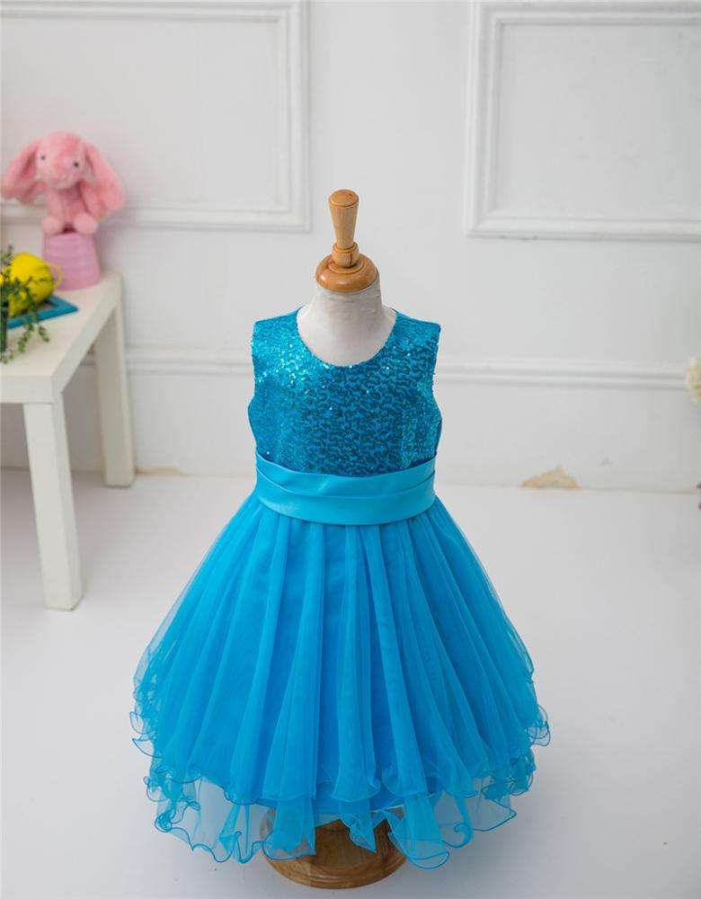 สีฟ้าอ่อน