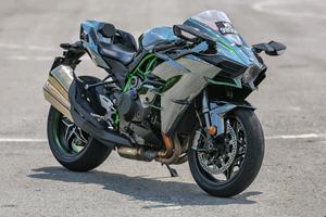 Motocicleta Usada Yamaha R1 Deportiva, R6 de Carreras de Carretera, 250CC, 299 km/h, Gran Cilindrada - Product Image 3