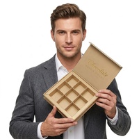 Boîte à chocolat personnalisée en matériaux recyclés, avec séparateur en éponge, boîte cadeau en carton, emballage de luxe, estampage à chaud, logo en feuille d'or