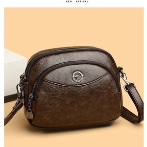 Sac à bandoulière en cuir PU marron pour femme, sac à main compact avec fermeture éclair pour les voyages quotidiens - Product Image 2