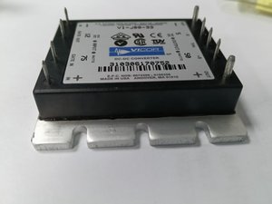 VI-J00-33 ตัวแปลงไฟฟ้ากระแสตรงแบบ DC-DC สำหรับการใช้งานในอุตสาหกรรม - Product Image 3