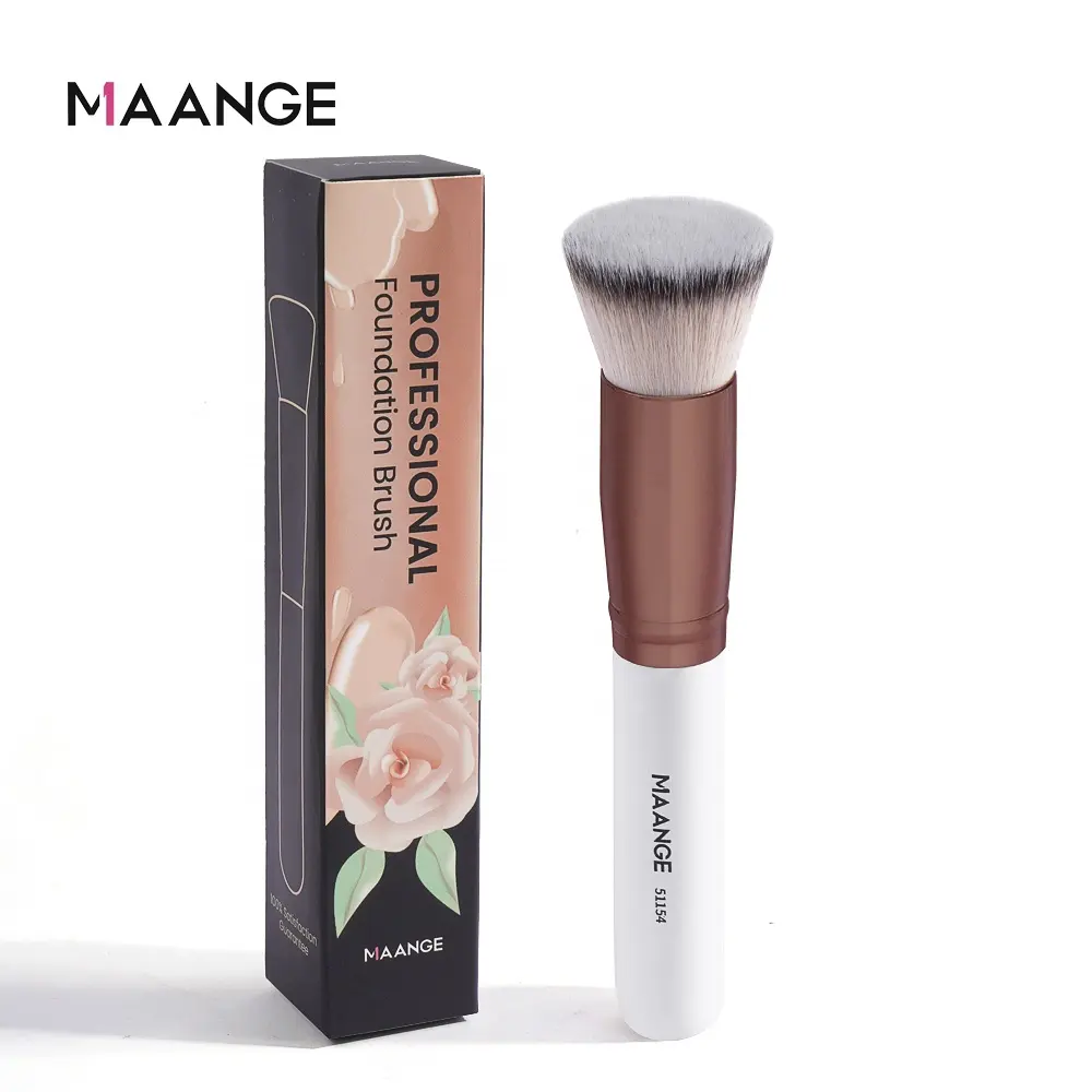 Maange wholesale private label large single makeup brush white wooden handle flat cosmetic foundation brush with makeup packing