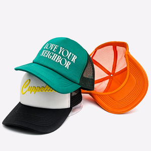 Casquette Trucker Personnalisée de Haute Qualité <span class=keywords><strong>à</strong></span> 5 Panneaux en Coton et Maille, Réglable, Respirante, pour Sports de Plein Air, avec Logo Brodé - Product Image 1