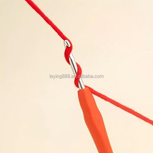 Outils <span class=keywords><strong>de</strong></span> tricot DIY en gros, aiguille <span class=keywords><strong>à</strong></span> crochet en fer avec manche en plastique pour le tricot <span class=keywords><strong>de</strong></span> <span class=keywords><strong>laine</strong></span>, pour le tricot <span class=keywords><strong>de</strong></span> pulls - Product Image 4