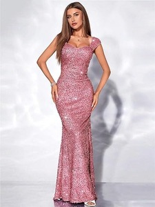 Vestido de noche europeo y americano de estilo medioriental, de color sólido, con cuello en U, tirantes de lentejuelas, cintura alta y corte de cola de pez. - Product Image 1