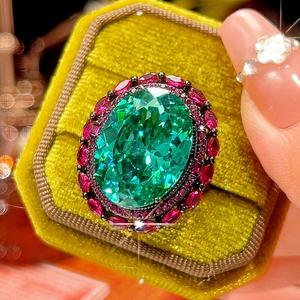 Conjunto de Joyería Ecológico de Moda, Chapado en Oro y Cobre, con Zirconia Verde de 15*20MM, Anillo y Colgante Antideslustre, Impermeable e Hipoalergénico - Product Image 5