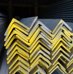 Barre d'angle en acier galvanisé à chaud résistant à la corrosion, fabriquée en Chine pour la structure de montage de panneaux solaires et le système de supports - Product Image 5