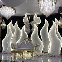Support de fond lumineux en métal à prix d'usine, forme de vague de flamme LED, forme d'algues marines, décoration de fond, arche pour mariage