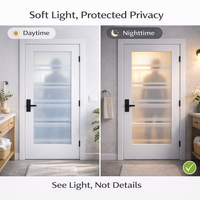 Porte de salle de bain moderne en verre dépoli ventilé, apprêtée blanche, pour maison – Stock USA