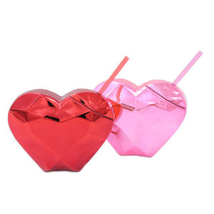 Креативные персонализированные пластиковые чашки в форме сердца с крышками на 20 унций для подарков ко Дню Святого Валентина - Product Image 2