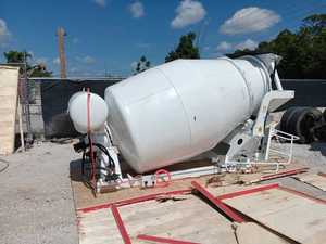 Camión Mezclador de Concreto de Carga Automática de 4 Metros Cúbicos, Nuevo Estilo, <span class=keywords><strong>Precio</strong></span> de Tambor Mezclador de Concreto - Product Image 2