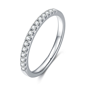 Ensemble d'alliances pour femmes en argent sterling 925 petit VVS D couleur 0.225ct Moissanite plaqué rhodium pavé réglage brillant élégant - Product Image 1