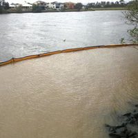 Rideaux flottants anti-silt en PVC haute performance à déploiement facile pour le contrôle des déversements d'hydrocarbures, certifiés ISO9001/ISO14001