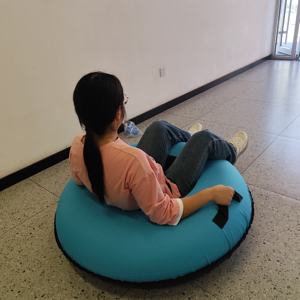 Tube de neige gonflable pliable de <span class=keywords><strong>bonne</strong></span> qualité/traîneau avec caoutchouc pour enfants et adultes Sports d'hiver Utilisation estivale - Product Image 1