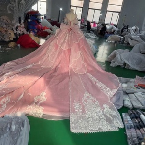 ชุดเดรสสีชมพูหรูหราสำหรับงาน Quinceanera แบบเจ้าหญิง ประดับด้วยลูกไม้หวานๆ ชุดราตรีสำหรับงาน Sweet 16  ชุดราตรีงานวันเกิดแบบสั่งตัดได้ รุ่น Xs126 - Product Image 5