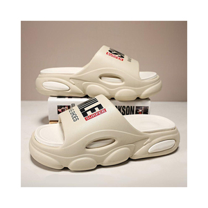 2023 nouveau transfert confortable doux représenter des pantoufles de plage extérieures intérieures antidérapantes pour hommes et femmes - Product Image 1