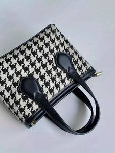 Exquisite All Seasons Women's Fashion Small Houndstooth PU Messenger <b>Bag</b> Single <b>Strap</b> ZIP Closure Versatile Mobile Phone - Product Image 5