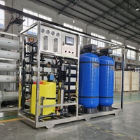 Installation moderne de purification d'eau RO 3000L/H Système compact de traitement par osmose inverse Machine de traitement d'eau RO