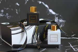 Bottiglia di vetro di lusso eco-friendly <span class=keywords><strong>per</strong></span> Reed diffusore regalo Set profumo bianco <span class=keywords><strong>per</strong></span> la <span class=keywords><strong>casa</strong></span> profumo olio essenziale - Product Image 3