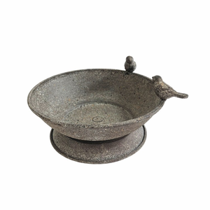 Baignoire en métal durable pour l'extérieur, style rétro rustique, arrosage, conception antique pour le jardin. - Product Image 1