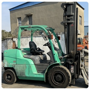 Montacargas Mitsubishi, Capacidad de Elevación 5 Toneladas, Fabricado en Japón, FD50, 3 Mástiles, 4.5m, Segunda Mano, Precio Bajo, Diésel, Hidráulico, Todoterreno - Product Image 3