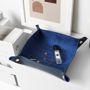 Boîte de finition d'entrée imprimée bijoux cosmétiques organisateur de bureau coloré modèle de conception nordique plateau de rangement pliant en cuir - Product Image 2